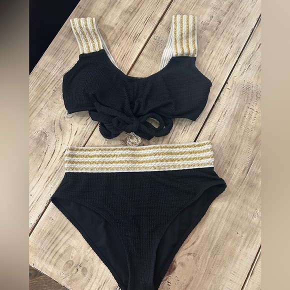 ☀️ SWIMSUIT BUNDLE SALE!! 11 Swimsuits + a FREE coverup! SUMMER SALE! ☀️ - Picture 7 of 12